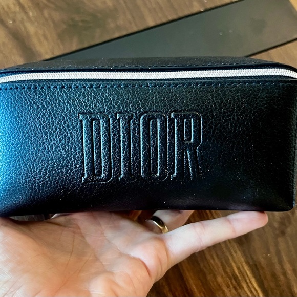 Cosmetic Pouch bag DIOR like new , black - Picture 6 of 6